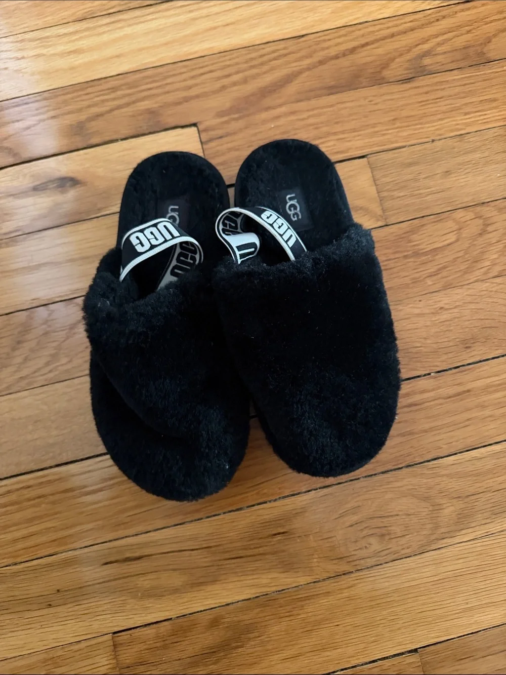 UGG Kids Black Faux-Fur Slide with Branded Heel Strap